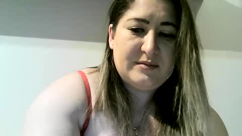 cristina20021991 online show from April 13, 10:47 pm