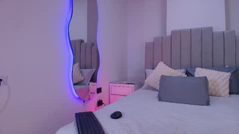 Cristina kros online show from December 5, 3:28 am