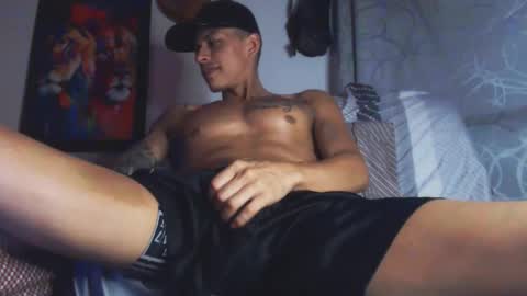 criistofer online show from September 13, 9:23 am