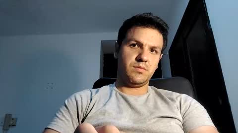 cristopher3042 online show from November 5, 2:02 am