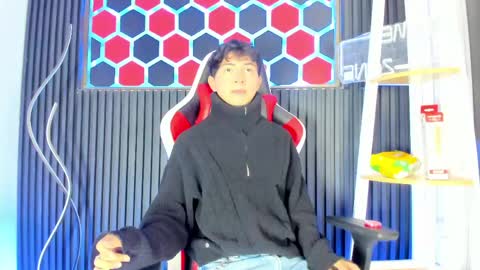 Cristopher  online show from April 12, 8:02 pm