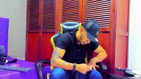 Say me Cris online show from February 11, 4:13 pm