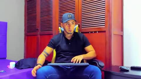 Say me Cris online show from February 11, 1:09 pm