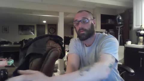 billybasement online show from February 7, 1:19 am