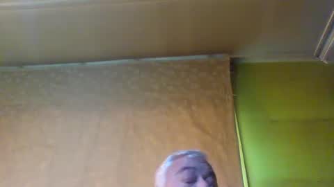 crmperez online show from February 28, 10:17 pm