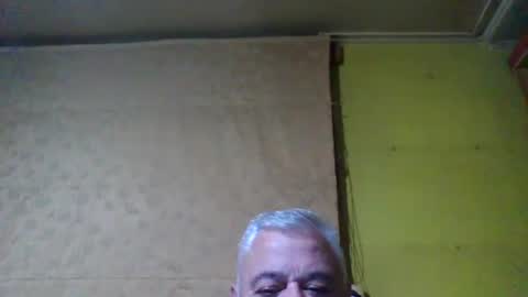 crmperez online show from September 17, 1:53 am