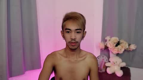 crocodale online show from October 28, 2:51 pm