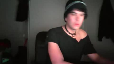 cruz_gameboy online show from April 24, 7:54 am