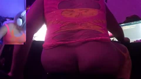 ChrysiCreambunnmommy online show from November 7, 11:29 pm