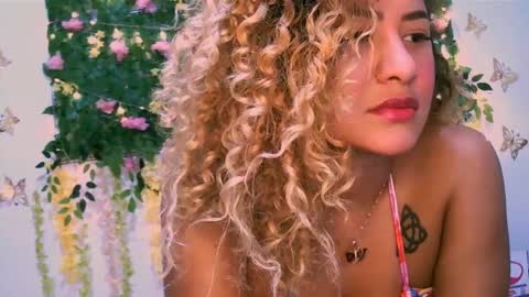 crysrus online show from March 12, 12:42 am