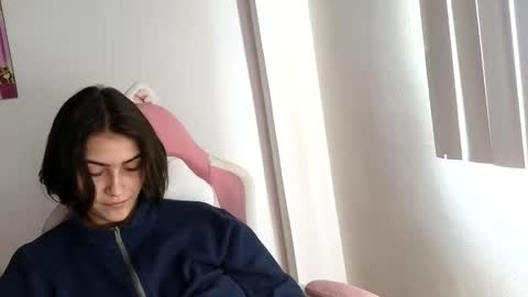 Crystal Blaze online show from November 13, 5:48 pm