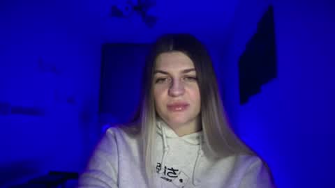 crystalblush01 online show from April 5, 7:55 pm