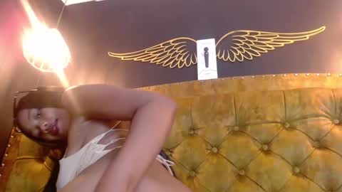 Crystal online show from March 8, 11:49 pm