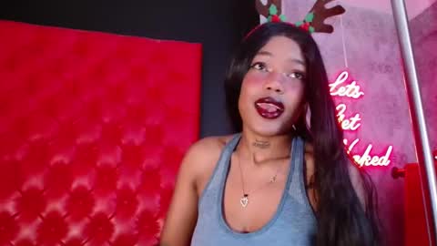 Crystal online show from December 22, 8:48 pm