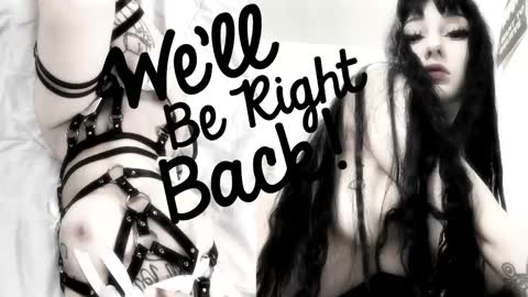 Sasha    Make me moan with patterns   good music here  online show from October 21, 12:10 pm