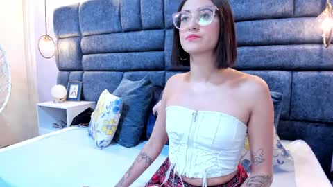 Crystal online show from March 31, 8:31 pm