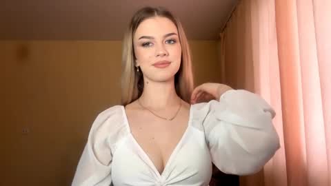 Jesi online show from April 17, 5:54 am