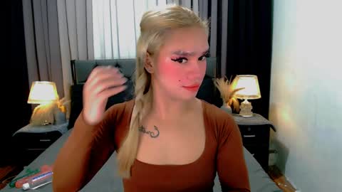 bea takashi  online show from April 4, 3:08 pm