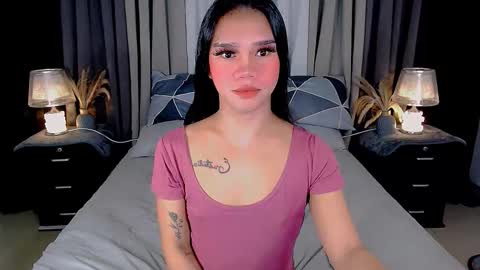 Snapshot of crytastal_lust1212 chatting on September 22, 9:13 am bea takashi online show from September 22, 9:13 am