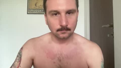 Snapshot of cuckold_slave2 chatting on October 27, 11:10 am cuckold_slave2 online show from October 27, 11:10 am