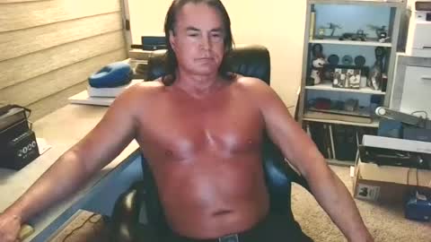 Yup... kinda old but Stop in and say hello online show from June 28, 5:14 am