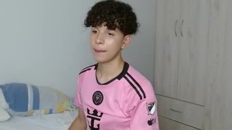 Cuddly online show from February 14, 1:45 am