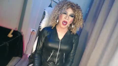 CUMMELA SLUTI online show from February 26, 2:09 pm