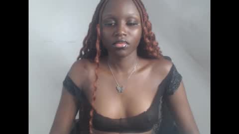 sophie online show from November 29, 9:28 am