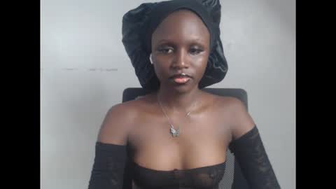 sophie online show from November 30, 3:30 pm