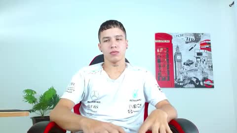 cumandres online show from September 10, 2:29 pm