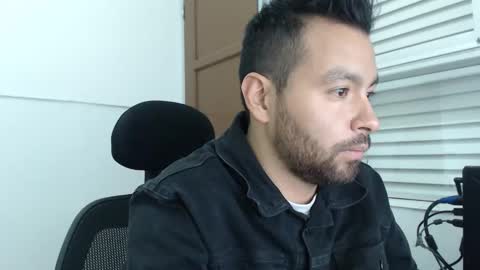cumcamok online show from April 22, 4:08 am
