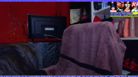 cuminmenowbby online show from June 4, 5:52 pm