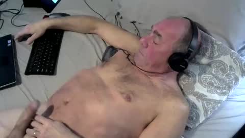 cuminyou500 online show from April 5, 7:33 pm