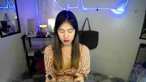 cummers334 online show from June 21, 6:25 pm