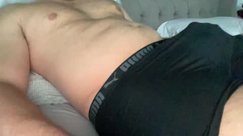 cumofsumyunguy2 online show from January 6, 7:56 pm