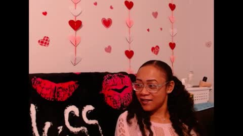 Nia Reese online show from February 13, 2:37 am