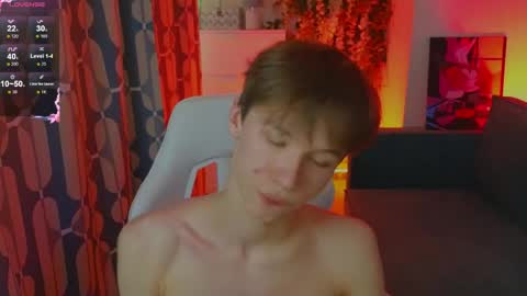 cumte_boy online show from May 22, 1:34 am