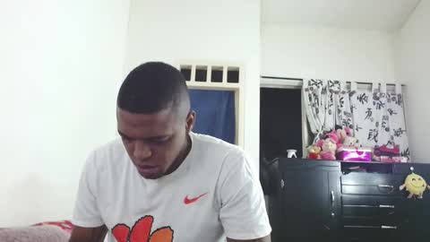 dominic and julieta... independent models online show from January 16, 10:21 am