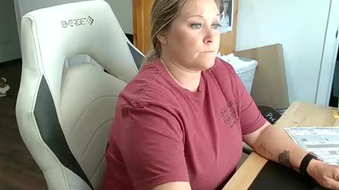 curious couple online show from February 4, 4:29 pm