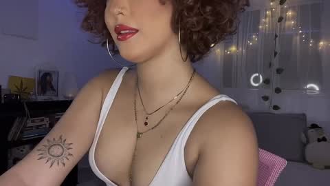 Emma online show from January 31, 11:45 pm