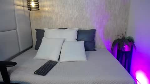 Cataleya online show from February 15, 12:37 pm