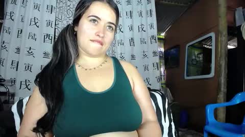 Emma online show from November 3, 6:09 pm