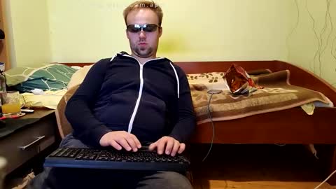 cute69696969 online show from September 27, 9:45 pm