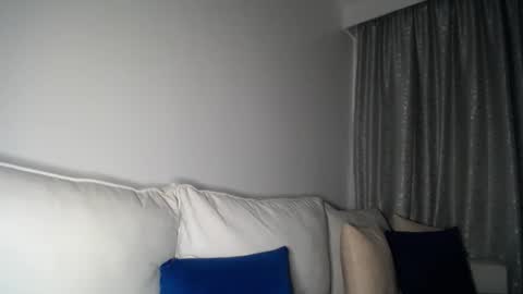 Liya online show from April 20, 6:33 pm