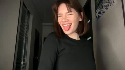 cute_bubbles online show from December 19, 6:36 pm