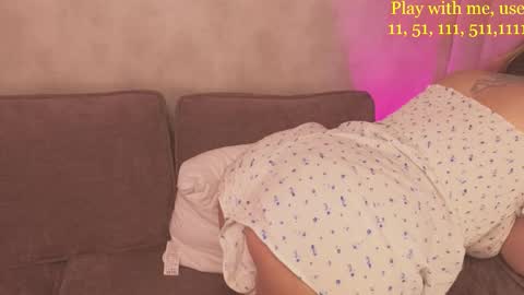 Everyday stream in the same time online show from November 30, 5:58 am