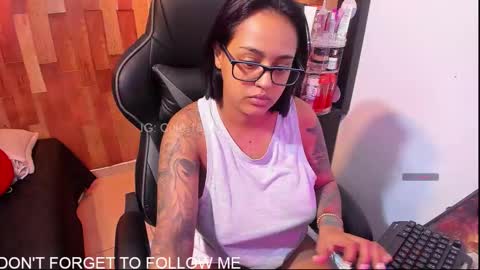    Independent Model online show from October 1, 12:54 am