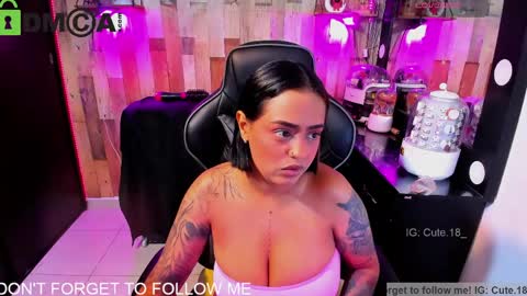    Independent Model online show from April 21, 1:42 am