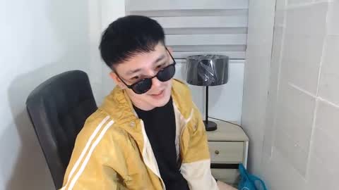 cute_enzo24 online show from December 13, 6:00 am