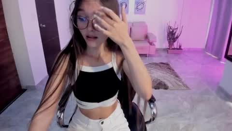 Bella Fox online show from March 7, 4:18 pm